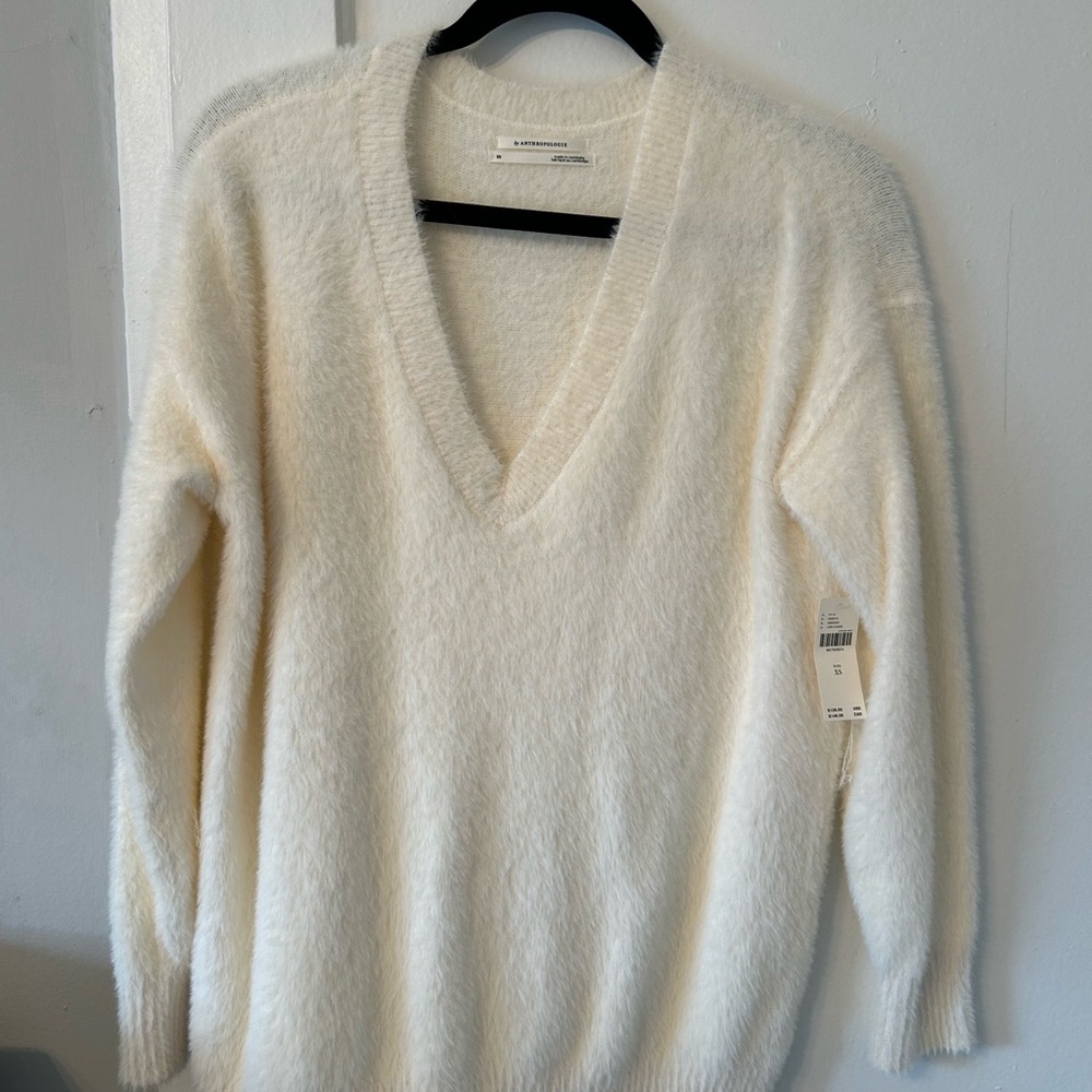Anthropologie Cream V-Neck Sweater